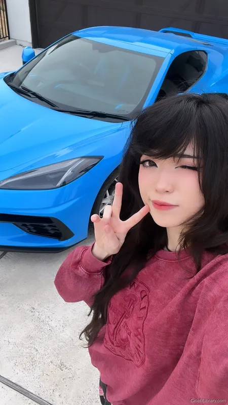 Emiru photo 7 of 4918