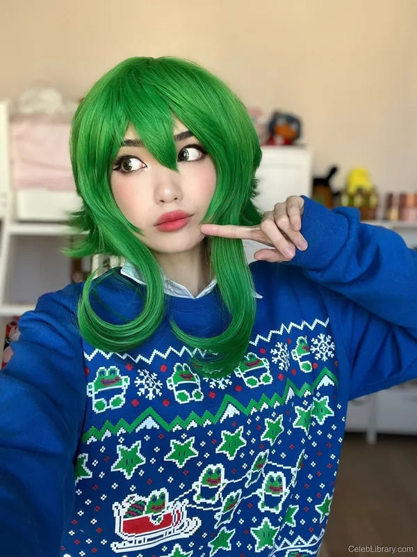Emiru photo 10 of 4918