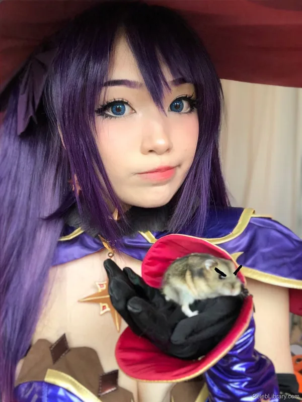 Emiru photo 13 of 4918