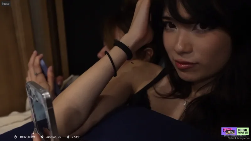 Emiru photo 13 of 4918