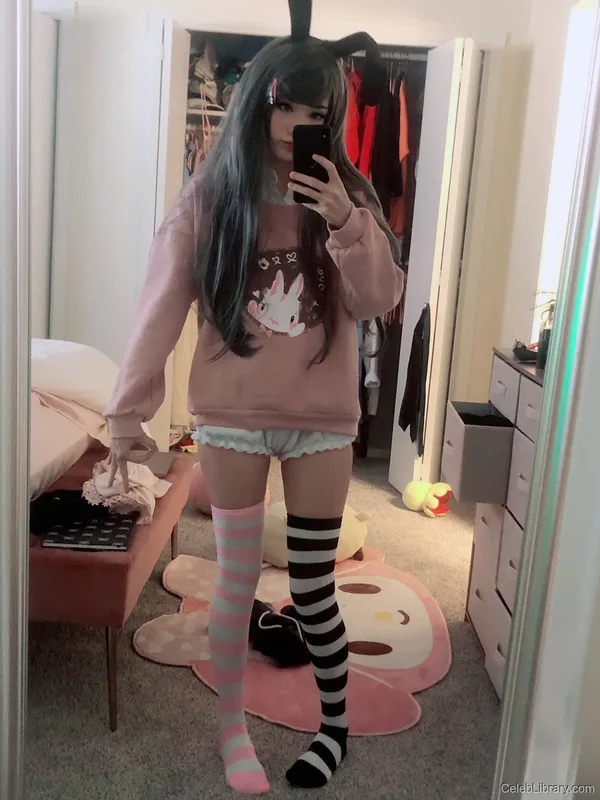 Emiru photo 24 of 4918