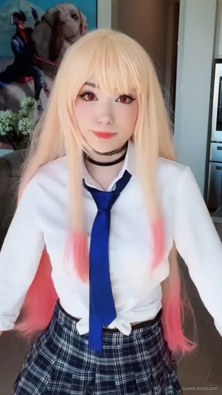 Emiru photo 15 of 4918