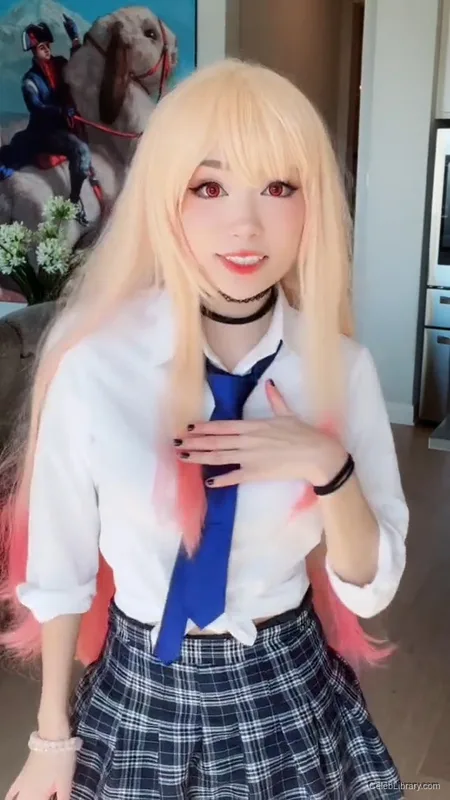 Emiru photo 18 of 4918