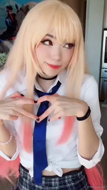 Emiru photo 2 of 4918