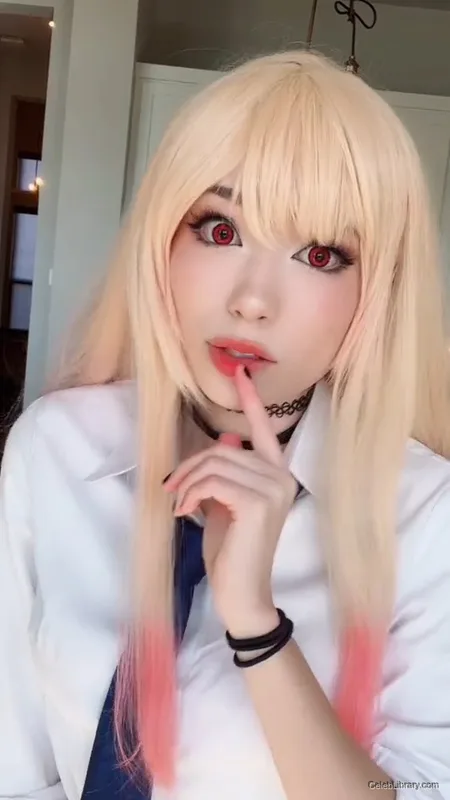 Emiru photo 16 of 4918