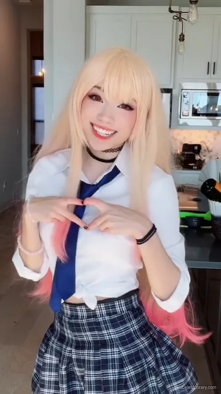 Emiru photo 23 of 4918