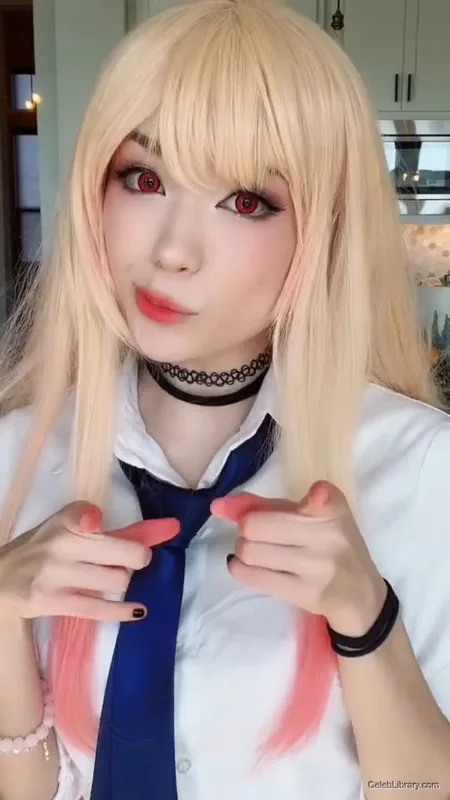 Emiru photo 2 of 4918