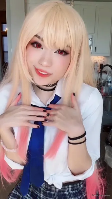 Emiru photo 9 of 4918