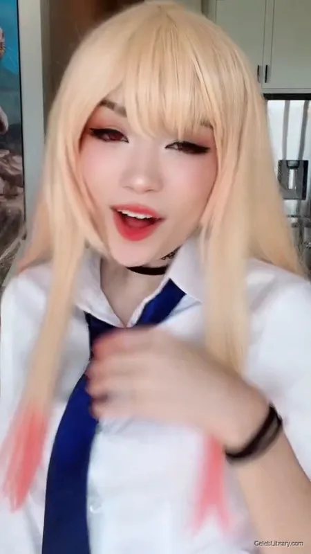 Emiru photo 12 of 4918