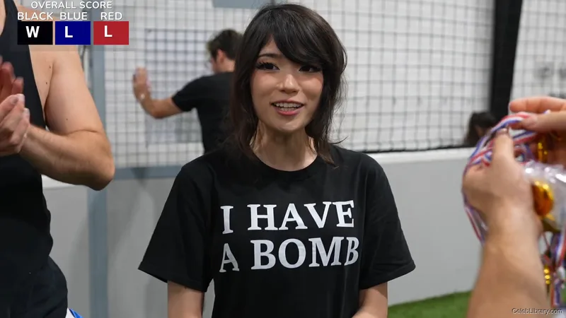 Emiru photo 14 of 4918