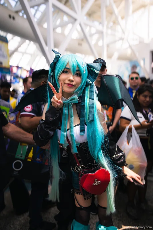 Emiru photo 24 of 4918