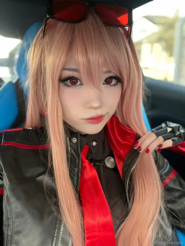 Emiru photo 20 of 4918