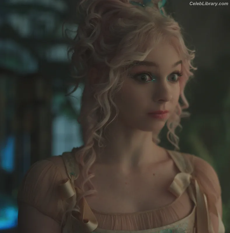 Emma Myers photo 5 of 1322