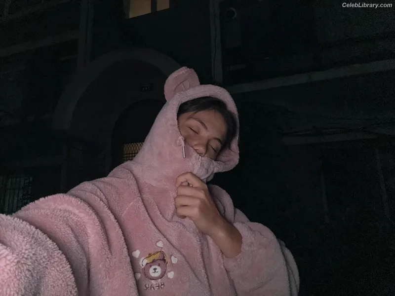 Emma Raducanu photo 1 of 1670
