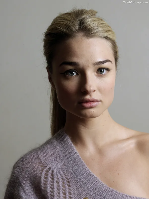 Emma Rigby photo 2 of 78