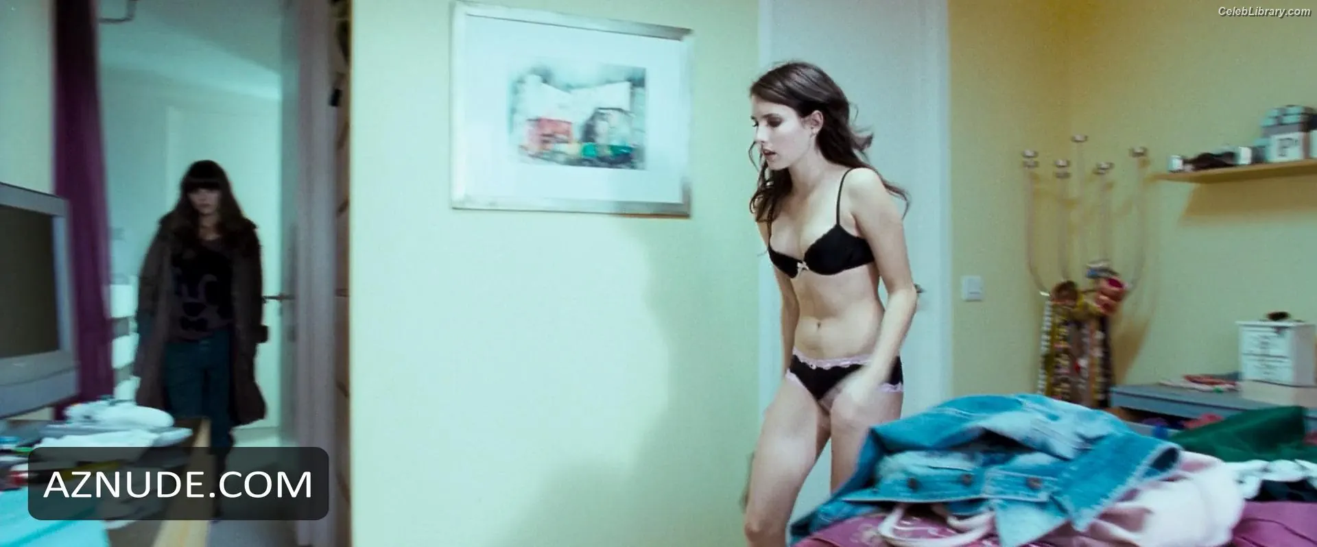 Emma Roberts photo 6 of 1782