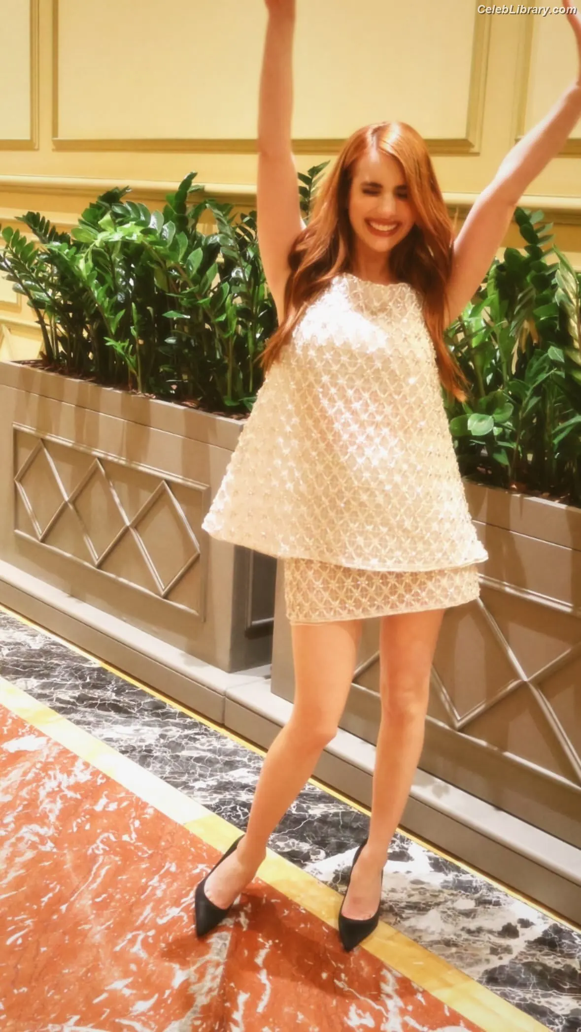 Emma Roberts photo 6 of 1782