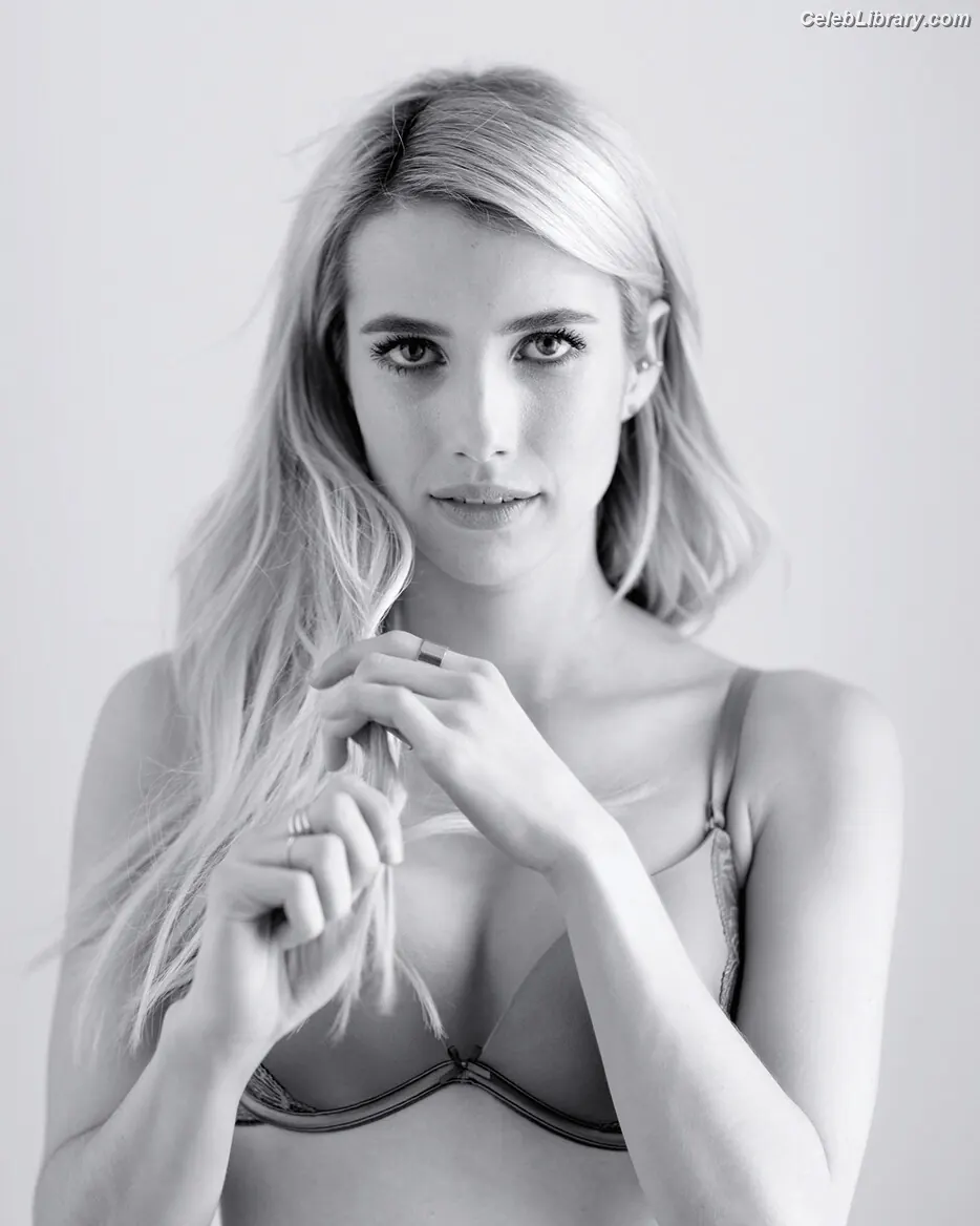 Emma Roberts photo 21 of 1782