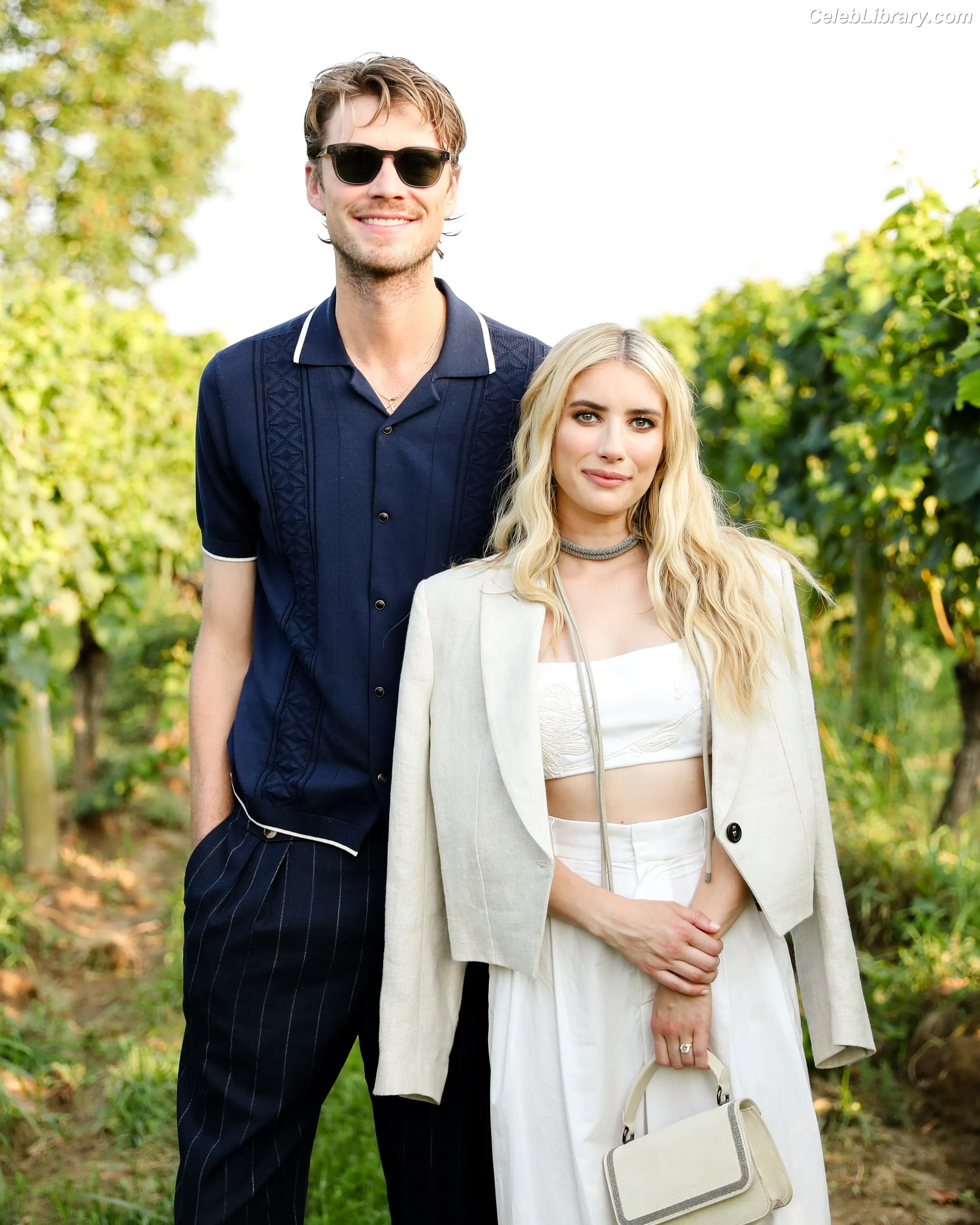 Emma Roberts photo 21 of 1782