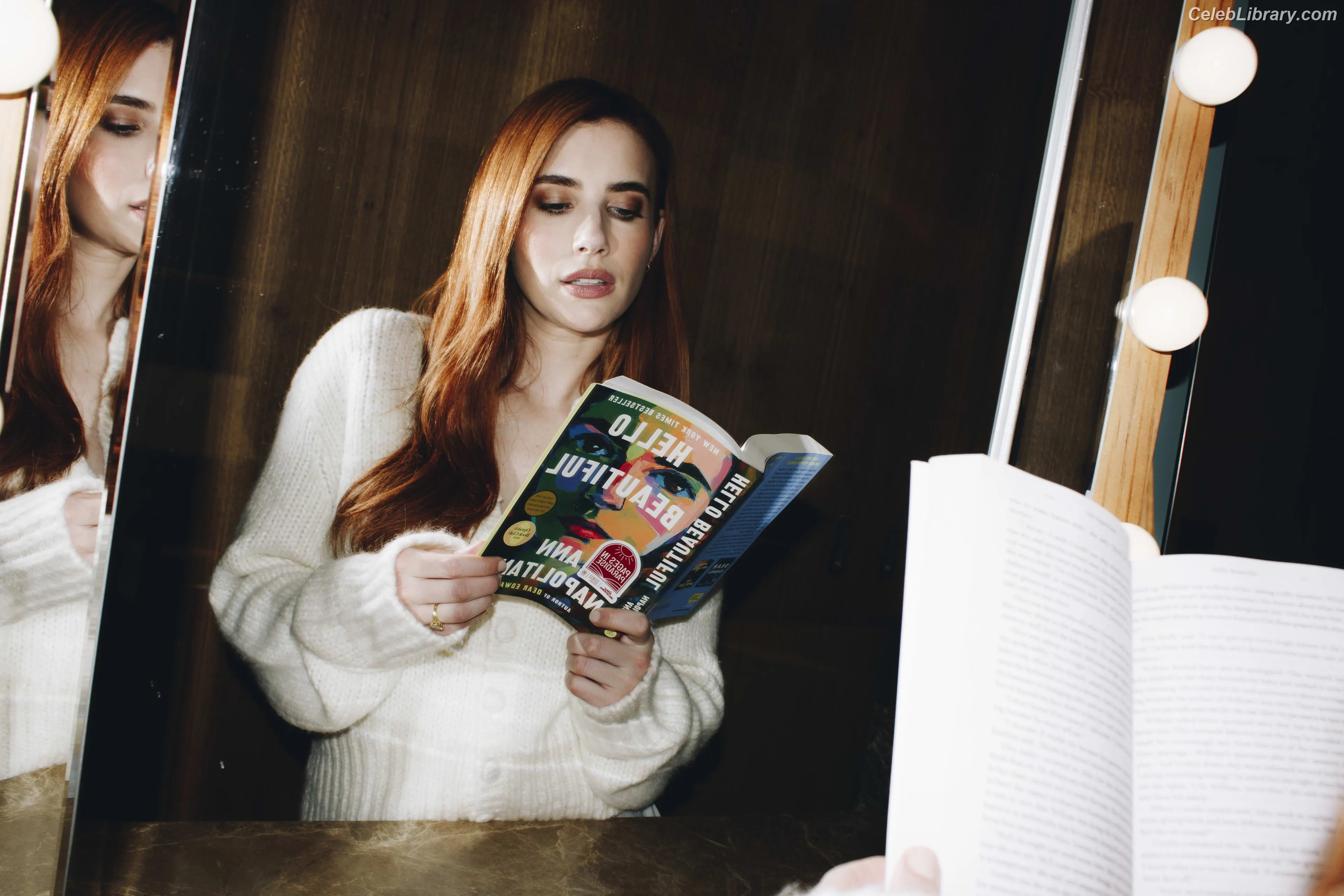 Emma Roberts photo 15 of 1782