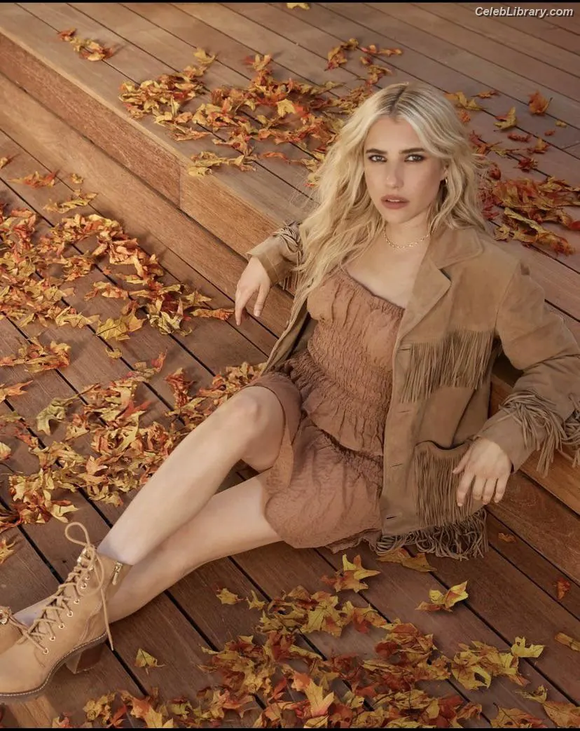 Emma Roberts photo 14 of 1782