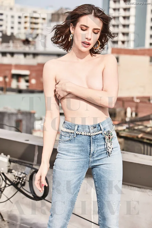 Emma Roberts photo 9 of 1780