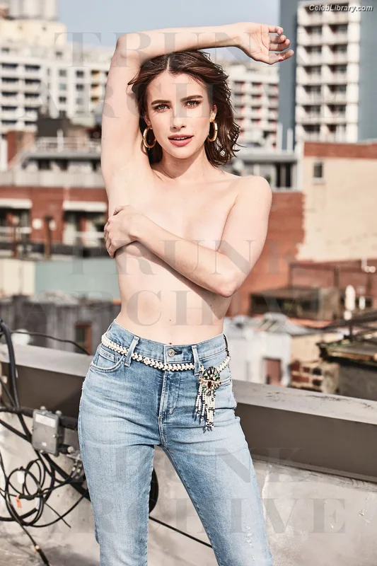 Emma Roberts photo 10 of 1780