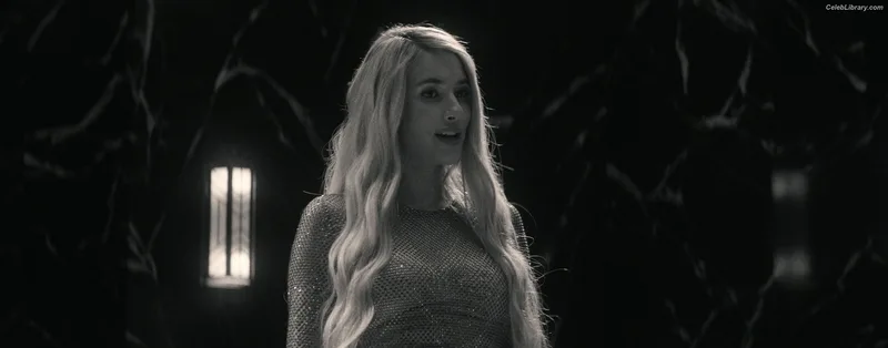 Emma Roberts photo 15 of 1780