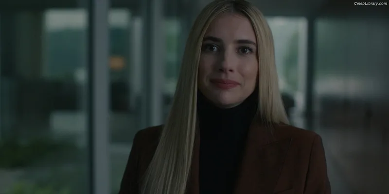 Emma Roberts photo 22 of 1780