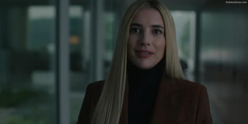 Emma Roberts photo 23 of 1780