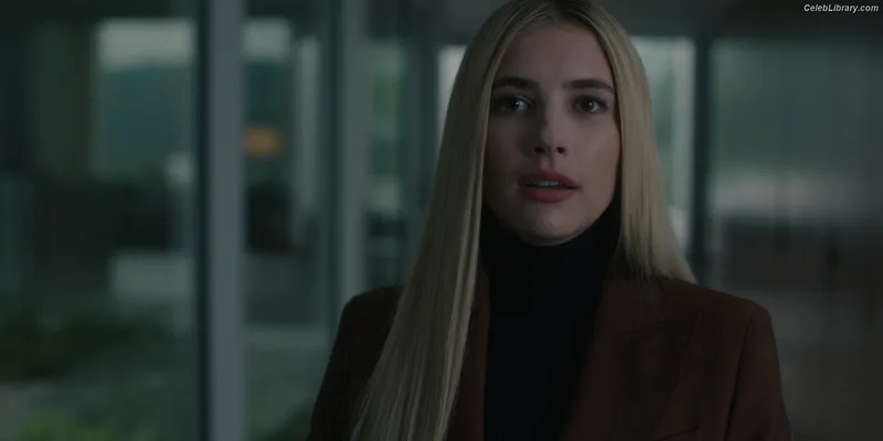 Emma Roberts photo 24 of 1780