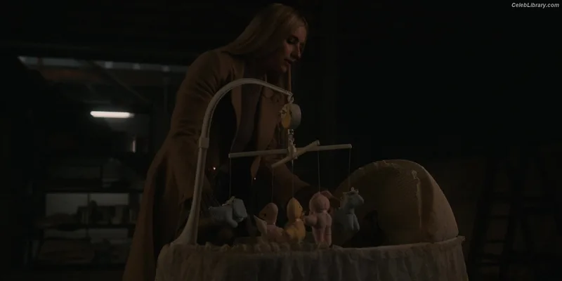 Emma Roberts photo 3 of 1780