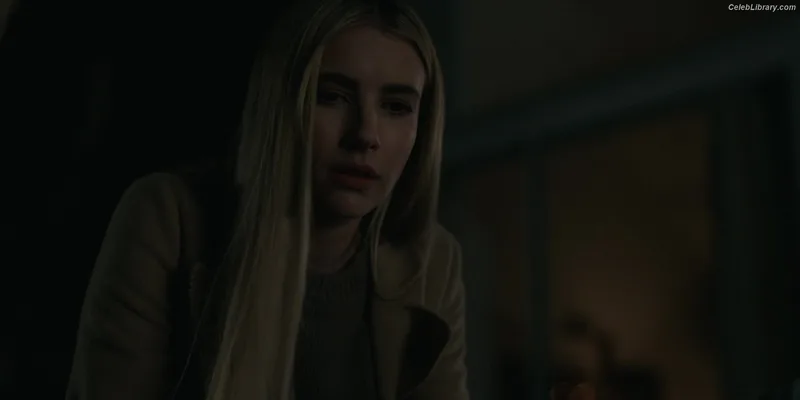 Emma Roberts photo 7 of 1780