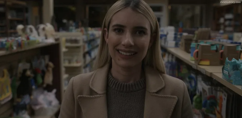 Emma Roberts photo 10 of 1780