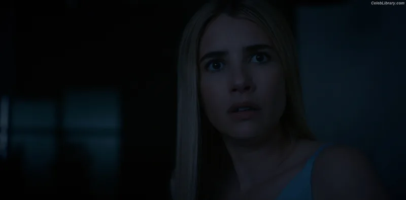 Emma Roberts photo 14 of 1780