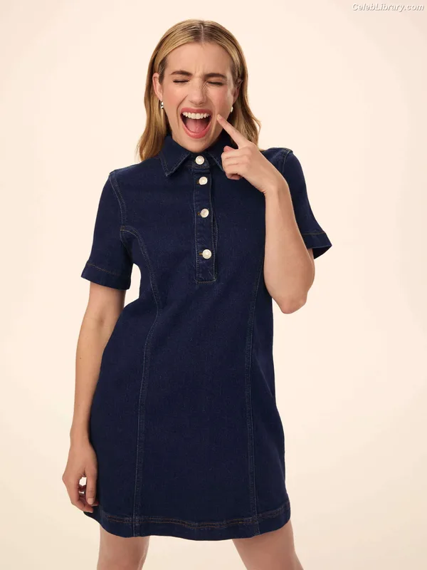 Emma Roberts photo 3 of 1780