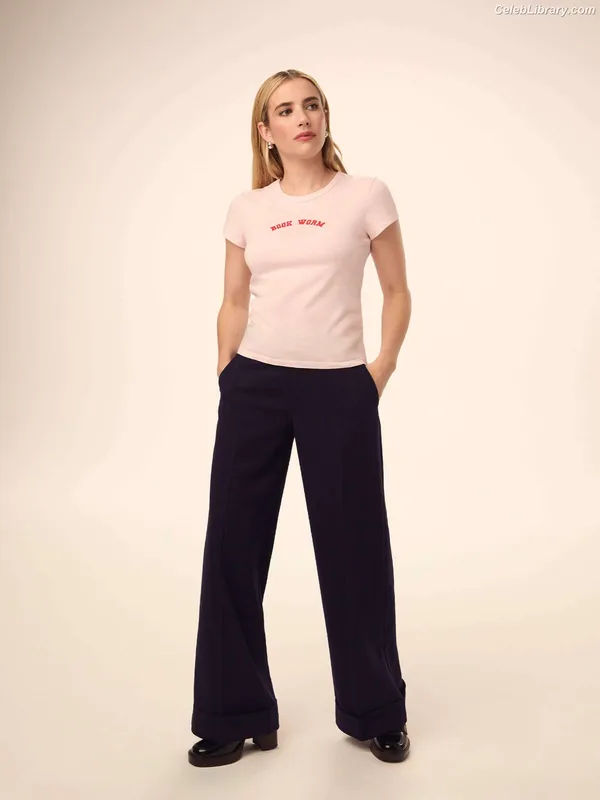 Emma Roberts photo 20 of 1780