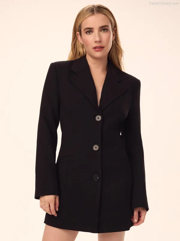 Emma Roberts photo 9 of 1780