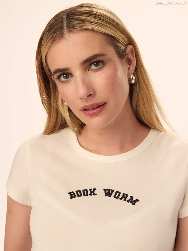 Emma Roberts photo 12 of 1780