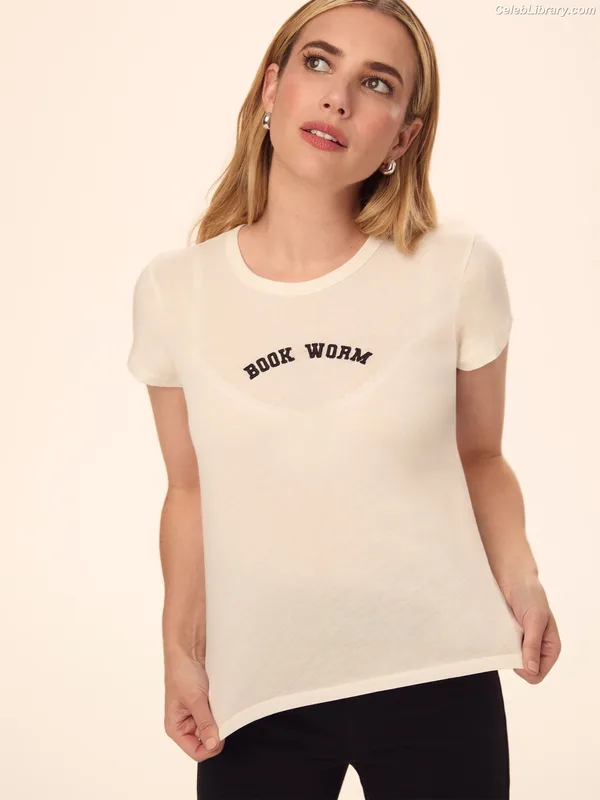Emma Roberts photo 13 of 1780