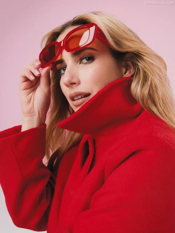 Emma Roberts photo 17 of 1780
