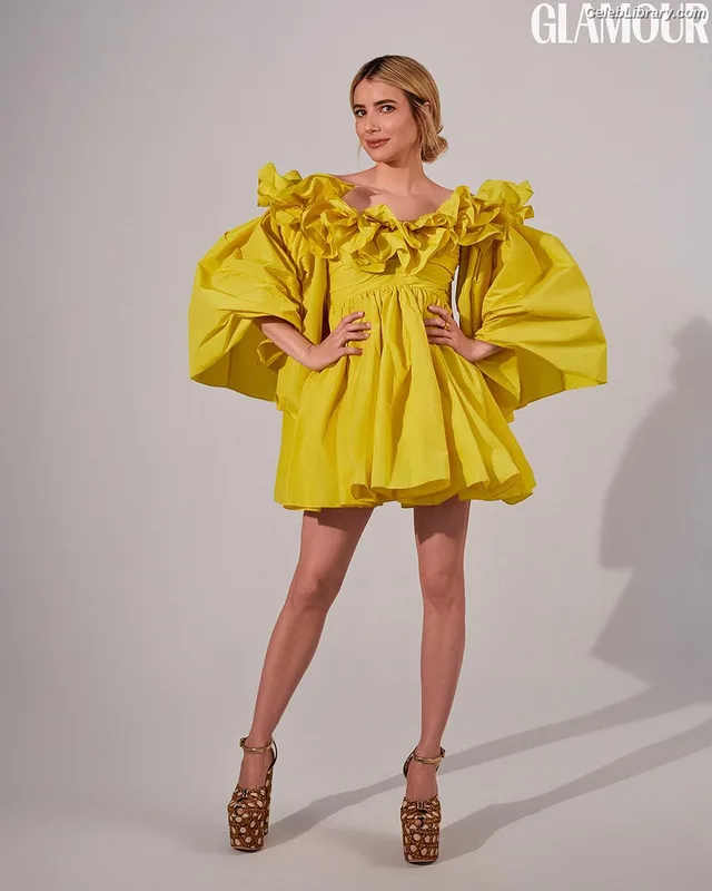 Emma Roberts photo 4 of 1780