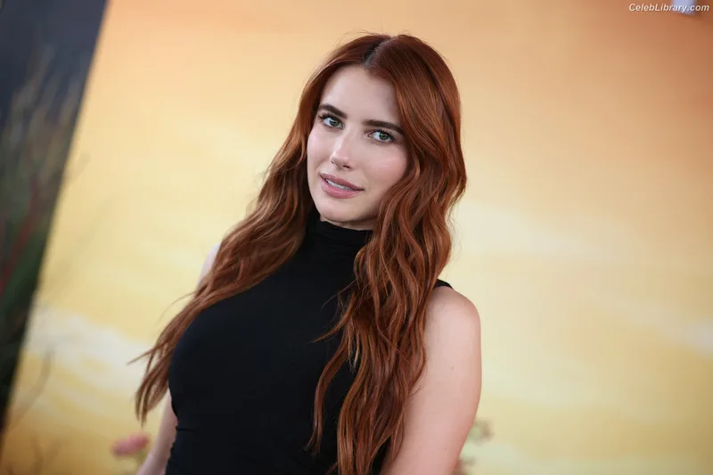 Emma Roberts photo 8 of 1780