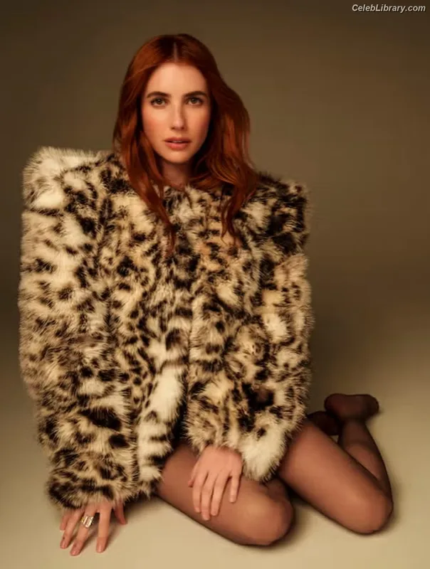 Emma Roberts photo 11 of 1780