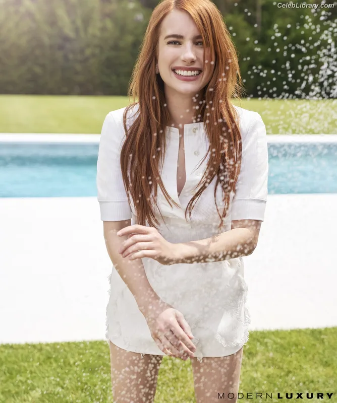 Emma Roberts photo 4 of 1780