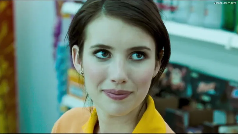 Emma Roberts photo 3 of 1780