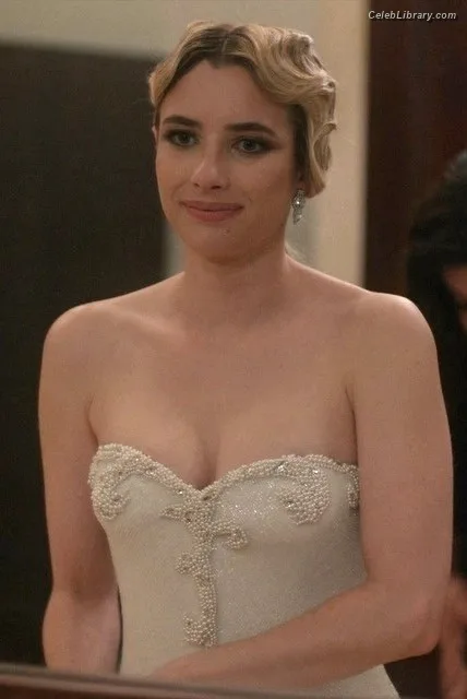 Emma Roberts photo 20 of 1780