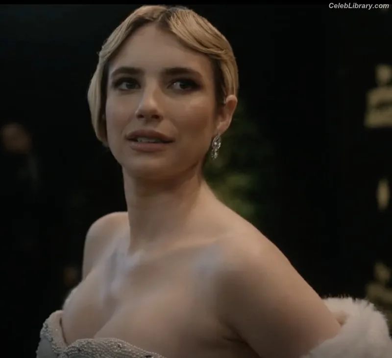 Emma Roberts photo 4 of 1780