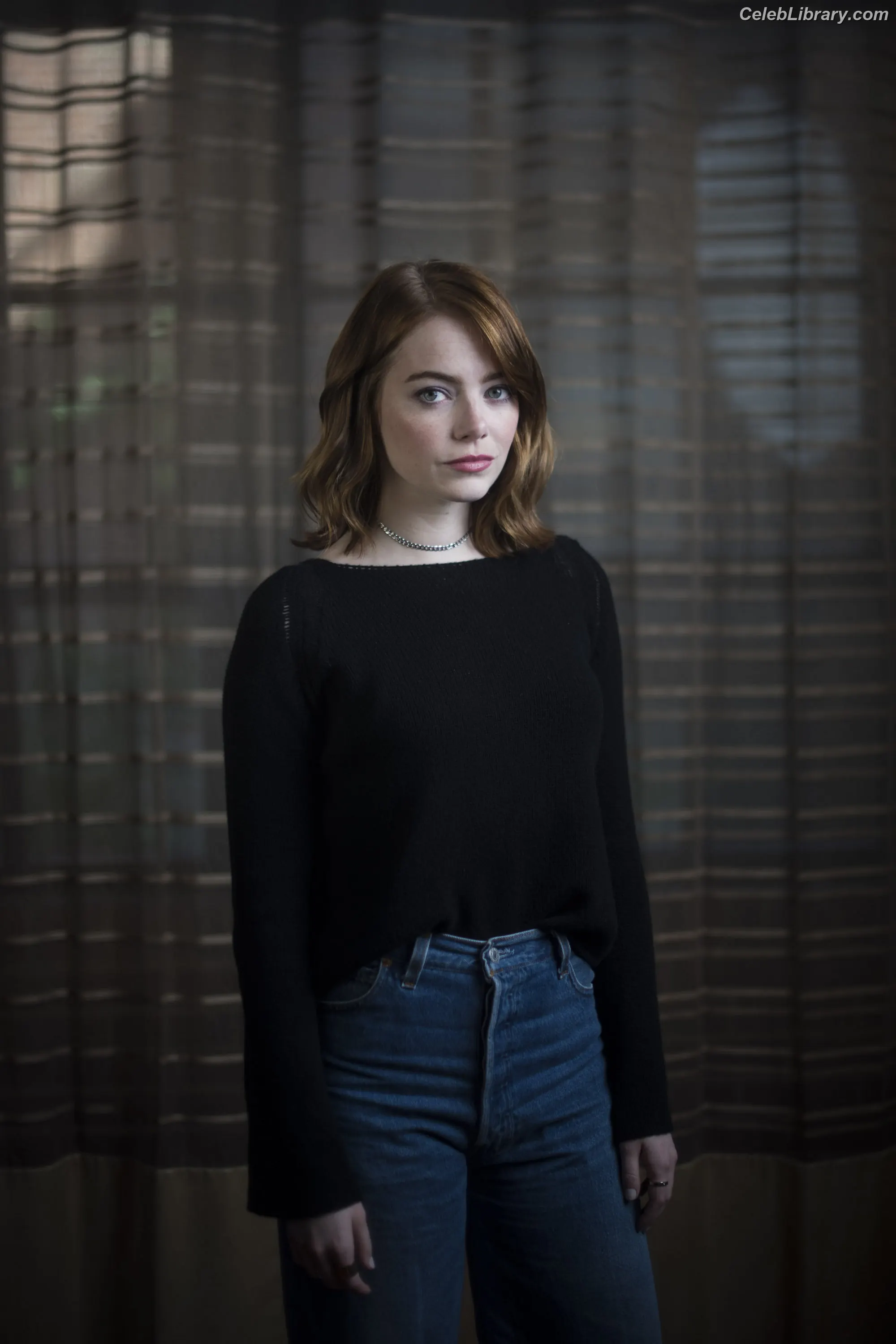 Emma Stone photo 5 of 1455