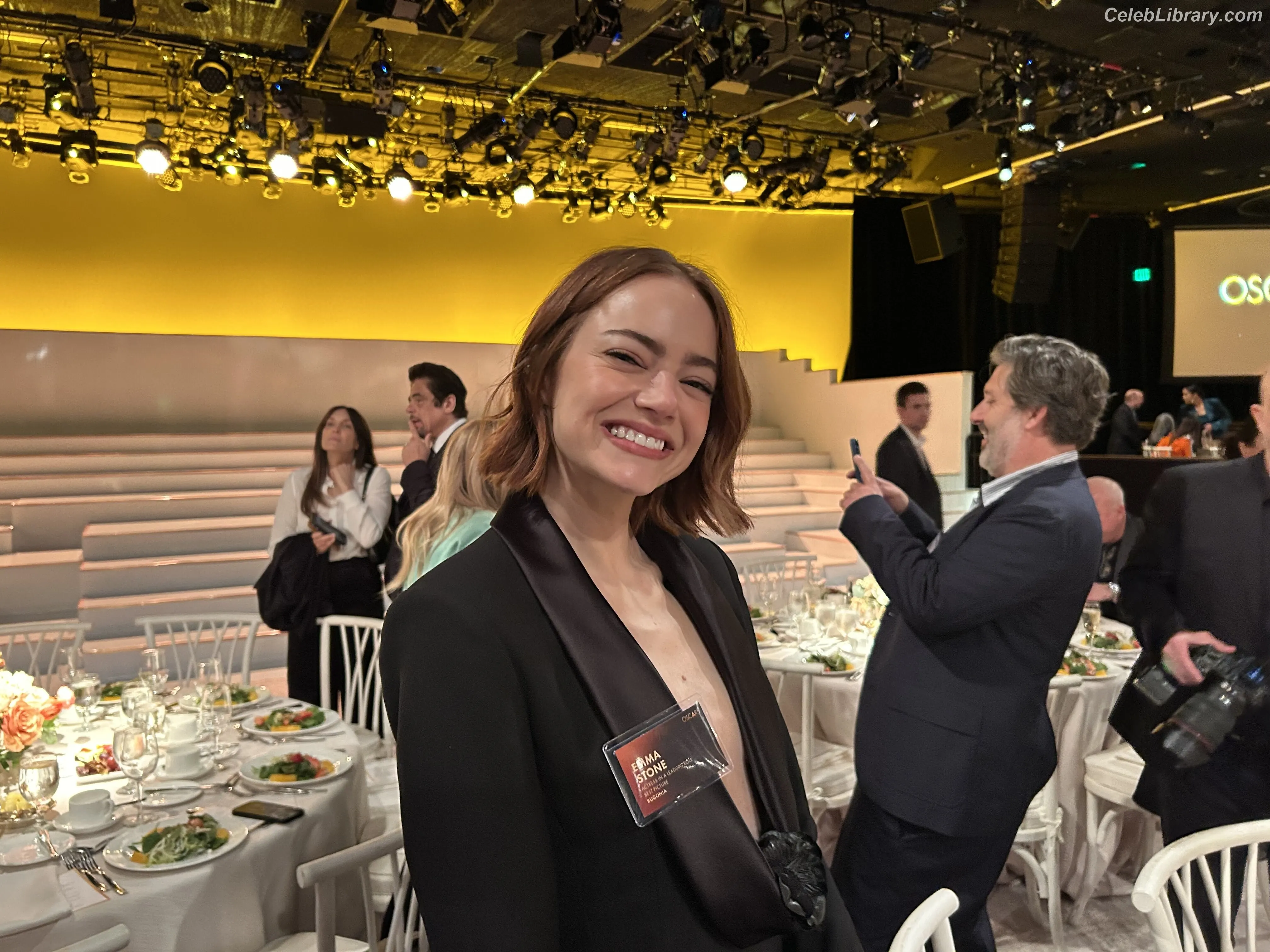 Emma Stone photo 2 of 1455